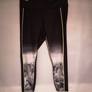 Hyba Ladies Capri Length Leggings